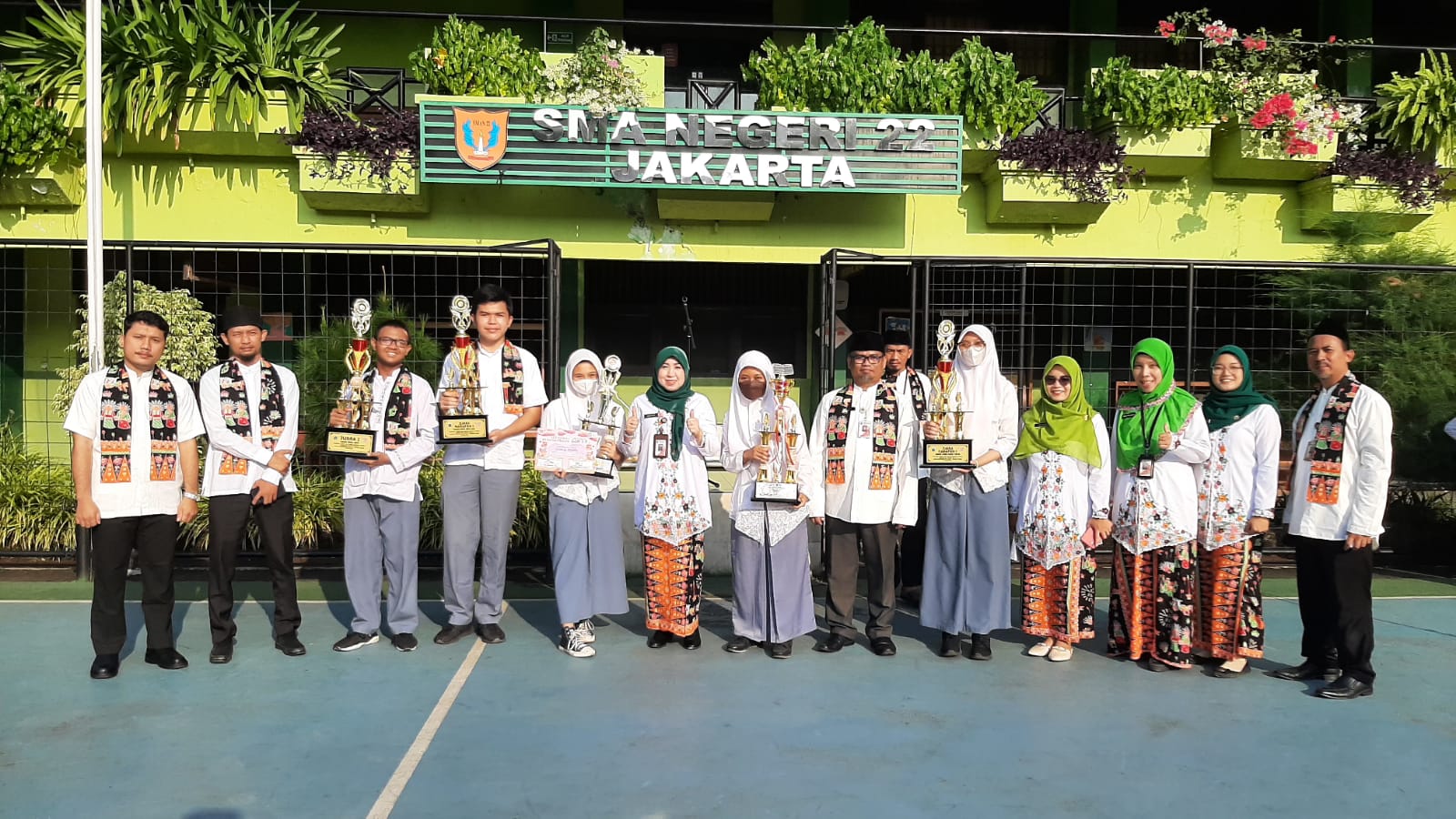 Selamat atas prestasi yang diraih Siswa-Siswi SMAN 22 Jakarta dalam Festival dan Lomba Seni Siswa Nasional (FLS2N) Tingkat Wilayah 1 Kota Administrasi Jakarta Timur   tahun 2023